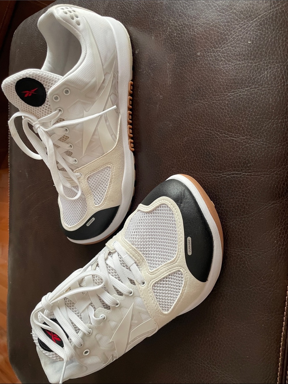 Reebok women’s White Black Mesh Low-Top Sneakers - Picture 2 of 8